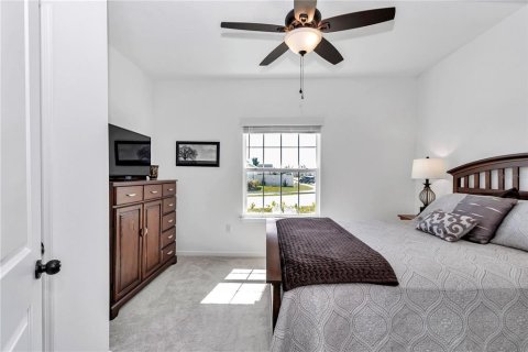 House in Ocala, Florida 4 bedrooms, 189.43 sq.m. № 1910048 - photo 24