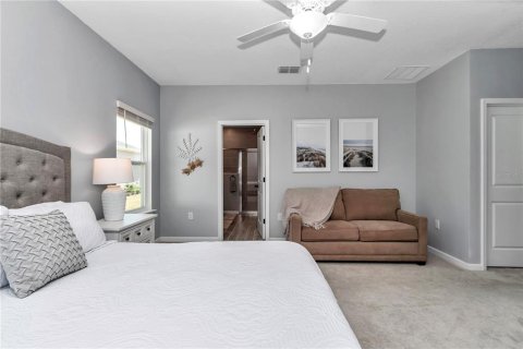 House in Ocala, Florida 4 bedrooms, 189.43 sq.m. № 1910048 - photo 15