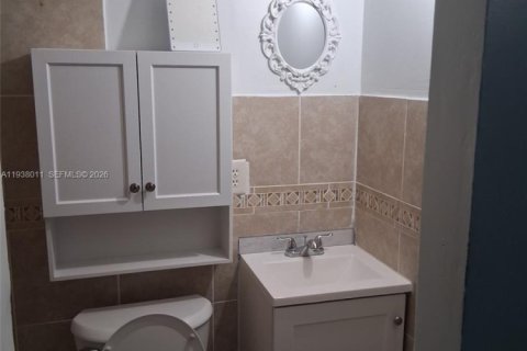 Casa en venta en Homestead, Florida, 4 dormitorios, 144.65 m2 № 2000411 - foto 6