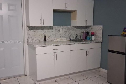 Casa en venta en Homestead, Florida, 4 dormitorios, 144.65 m2 № 2000411 - foto 7