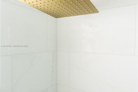 Apartment in Miami Beach, Florida 1 bedroom, 54.81 sq.m. № 2153811 - photo 24