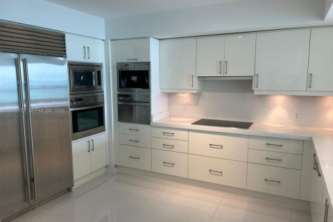 Condominio en venta en Miami, Florida, 3 dormitorios, 197.88 m2 № 2003019 - foto 6