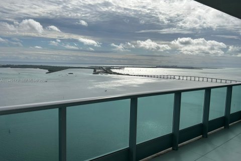 Condominio en venta en Miami, Florida, 3 dormitorios, 197.88 m2 № 2003019 - foto 2