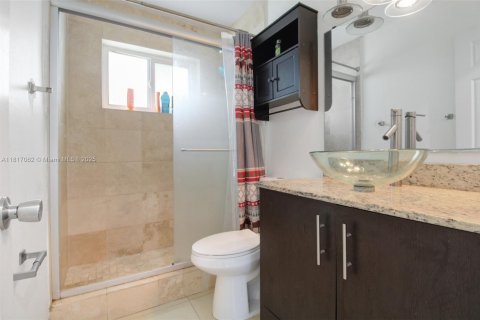 House in Pembroke Pines, Florida 3 bedrooms, 107.21 sq.m. № 1770735 - photo 14