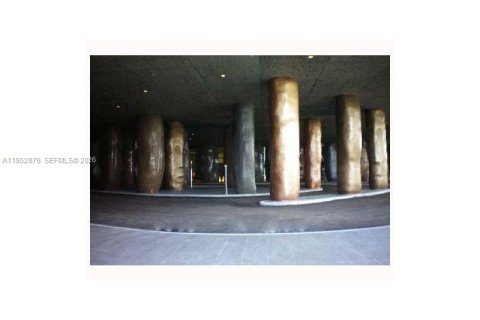 Снять в аренду кондоминиум в Майами, Флорида 1 спальня, 75.81м2, № 2010826 - фото 3