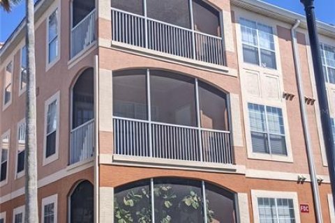 Condo in Tampa, Florida, 1 bedroom  № 1796613 - photo 2