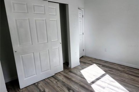 House in New Port Richey, Florida 3 bedrooms, 149.02 sq.m. № 1449062 - photo 20