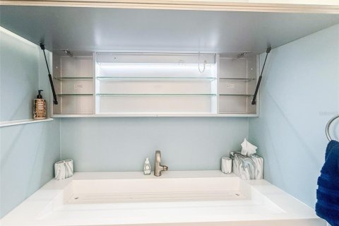 Condominio en alquiler en Sarasota, Florida, 1 dormitorio, 70.23 m2 № 2105676 - foto 20