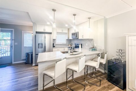Condominio en alquiler en Sarasota, Florida, 1 dormitorio, 70.23 m2 № 2105676 - foto 7