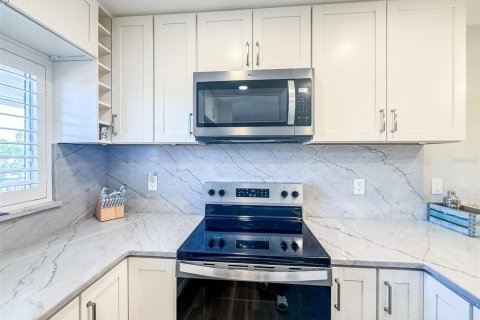 Condominio en alquiler en Sarasota, Florida, 1 dormitorio, 70.23 m2 № 2105676 - foto 8