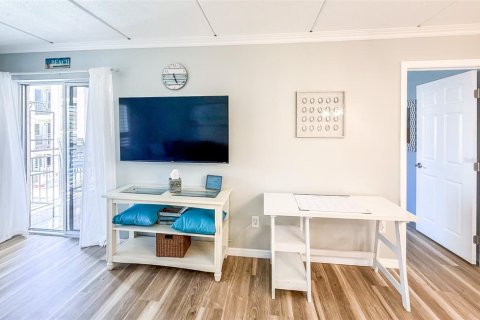 Condominio en alquiler en Sarasota, Florida, 1 dormitorio, 70.23 m2 № 2105676 - foto 18