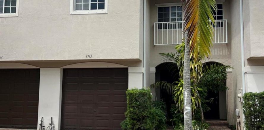 Townhouse in Riviera Beach, Florida 3 bedrooms, 139.35 sq.m. № 2191959