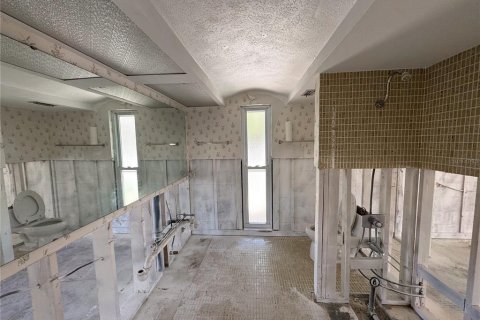 House in Holmes Beach, Florida 3 bedrooms, 205.41 sq.m. № 1574980 - photo 23