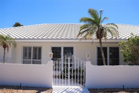 House in Holmes Beach, Florida 3 bedrooms, 205.41 sq.m. № 1574980 - photo 3