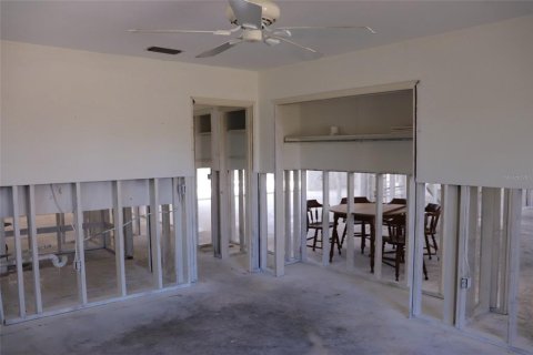 House in Holmes Beach, Florida 3 bedrooms, 205.41 sq.m. № 1574980 - photo 8