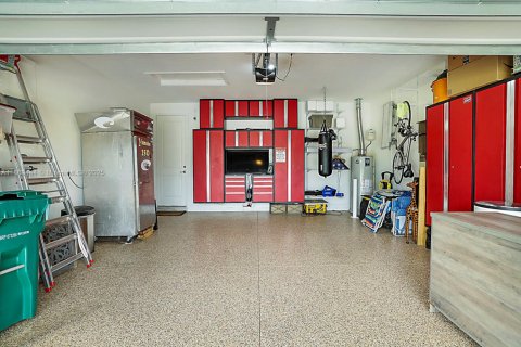 House in Port St. Lucie, Florida 3 bedrooms, 195.09 sq.m. № 1922972 - photo 29