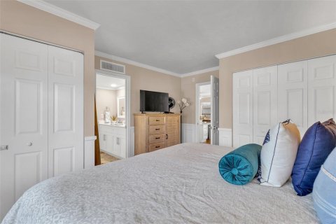 Condominio en venta en Marco Island, Florida, 1 dormitorio, 75.16 m2 № 2093060 - foto 16