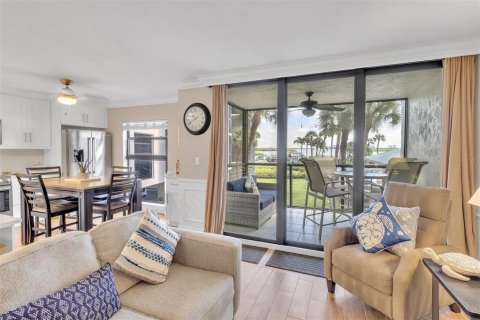 Condominio en venta en Marco Island, Florida, 1 dormitorio, 75.16 m2 № 2093060 - foto 12