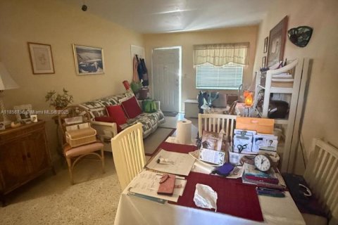 Commercial property in Miami, Florida № 1960660 - photo 8