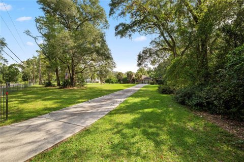 Villa ou maison à vendre à Green Cove Springs, Floride: 3 chambres, 266.16 m2 № 2389330 - photo 14