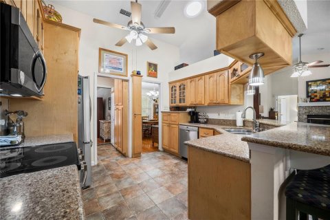 Villa ou maison à vendre à Green Cove Springs, Floride: 3 chambres, 266.16 m2 № 2389330 - photo 24