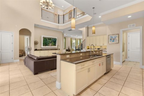 Купить виллу или дом в Киссимми, Флорида 3 комнаты, 306.02м2, № 2406852 - фото 21
