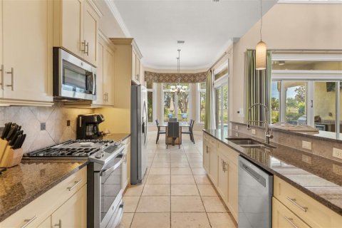 Купить виллу или дом в Киссимми, Флорида 3 комнаты, 306.02м2, № 2406852 - фото 19