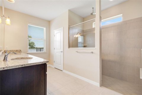 House in Winter Garden, Florida 4 bedrooms, 228.91 sq.m. № 1840452 - photo 19
