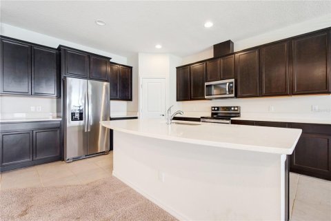 House in Winter Garden, Florida 4 bedrooms, 228.91 sq.m. № 1840452 - photo 7