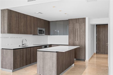 Снять в аренду кондоминиум в Майами, Флорида 1 спальня, 82.22м2, № 1988506 - фото 22