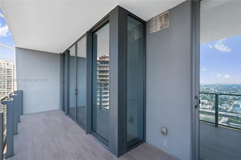 Снять в аренду кондоминиум в Майами, Флорида 1 спальня, 82.22м2, № 1988506 - фото 16