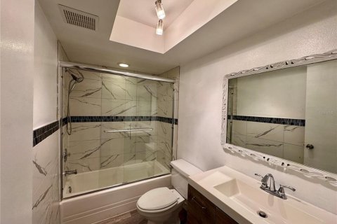Condominio en venta en Bradenton, Florida, 2 dormitorios, 99.78 m2 № 2105218 - foto 30