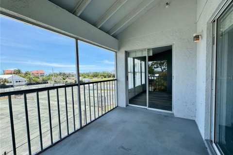 Condo in Bradenton, Florida, 2 bedrooms № 2105218 - photo 19