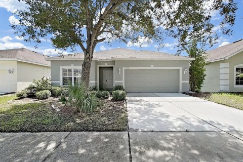 Villa ou maison à vendre à Gibsonton, Floride: 4 chambres, 180.04 m2 № 2290622 - photo 2