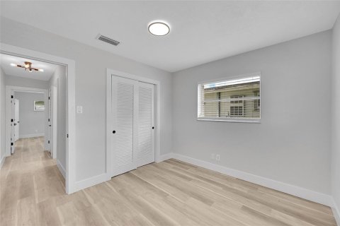 House in Margate, Florida 2 bedrooms, 106 sq.m. № 2245358 - photo 30