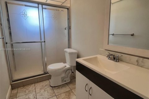 Copropriété à vendre à Coral Springs, Floride: 2 chambres, 91.97 m2 № 1975571 - photo 8