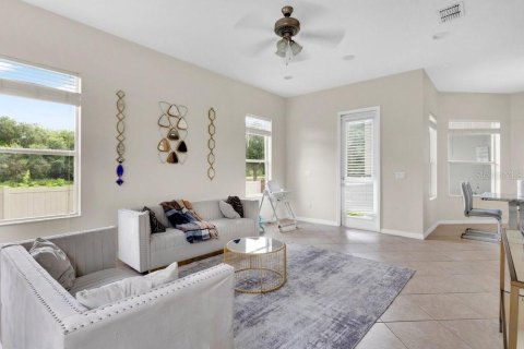 House in Ocoee, Florida 4 bedrooms, 281.59 sq.m. № 2277509 - photo 5