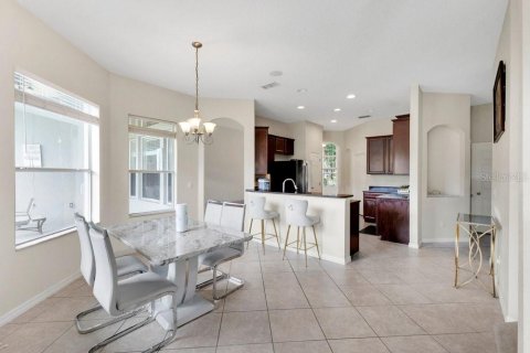 House in Ocoee, Florida 4 bedrooms, 281.59 sq.m. № 2277509 - photo 9