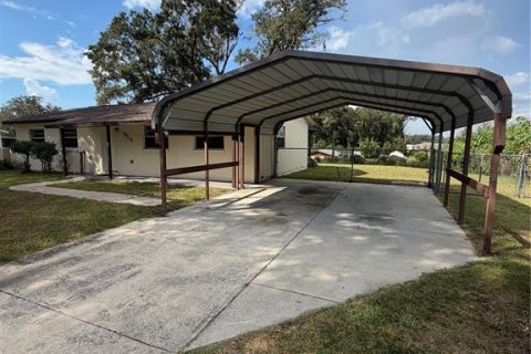 Villa ou maison à louer à Ocala, Floride: 3 chambres, 96.99 m2 № 2403455 - photo 3