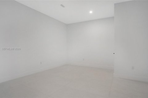 Condo in Miami, Florida, 2 bedrooms № 2071629 - photo 21