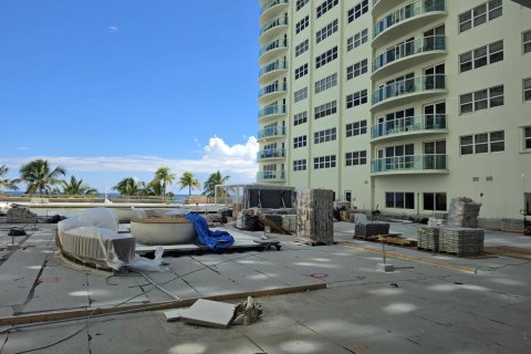 Condo in Fort Lauderdale, Florida, 2 bedrooms  № 2414162 - photo 12
