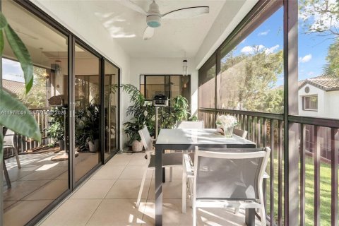 Condo in Parkland, Florida, 3 bedrooms  № 2040178 - photo 18