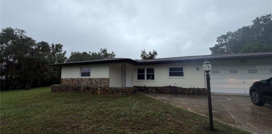 Villa ou maison à Inverness, Floride 3 chambres, 92.9 m2 № 2430448