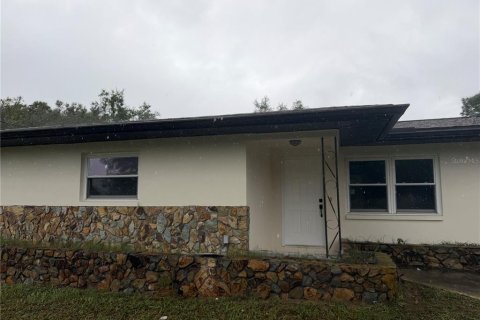 Villa ou maison à louer à Inverness, Floride: 3 chambres, 92.9 m2 № 2430448 - photo 3