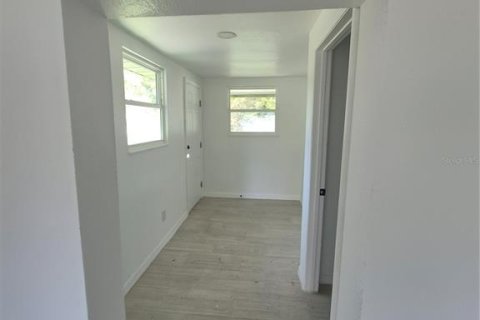 Villa ou maison à louer à Inverness, Floride: 3 chambres, 92.9 m2 № 2430448 - photo 5