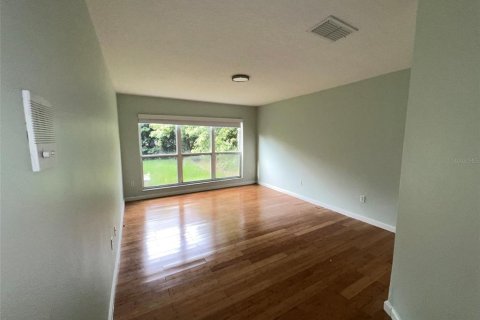 Villa ou maison à louer à Orlando, Floride: 3 chambres, 170.2 m2 № 1858370 - photo 8