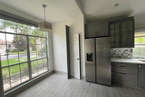 Villa ou maison à louer à Orlando, Floride: 3 chambres, 170.2 m2 № 1858370 - photo 5