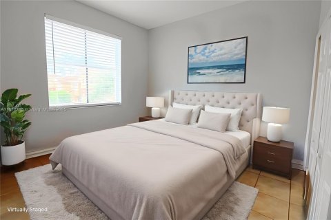 Touwnhouse à vendre à Pembroke Pines, Floride: 3 chambres, 129.69 m2 № 1897938 - photo 16