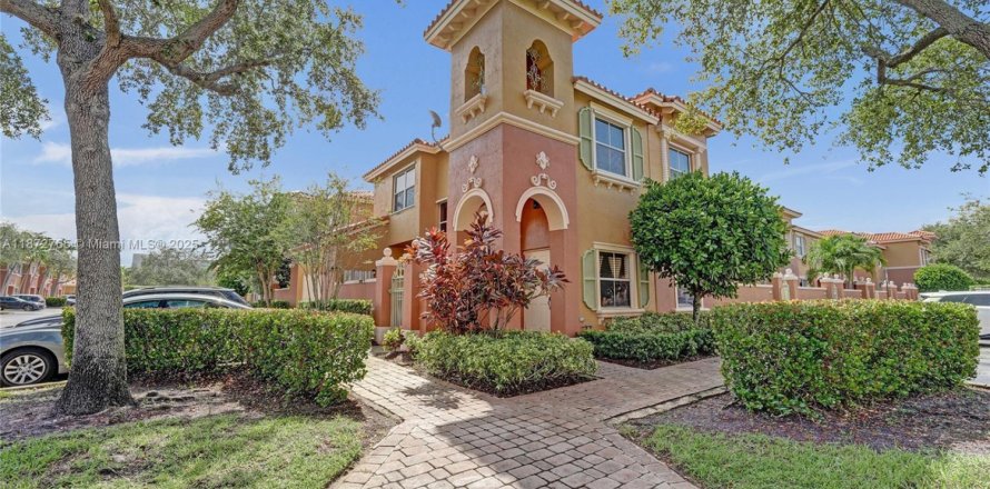 Touwnhouse à Pembroke Pines, Floride 3 chambres, 129.69 m2 № 1897938