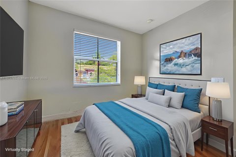 Touwnhouse à vendre à Pembroke Pines, Floride: 3 chambres, 129.69 m2 № 1897938 - photo 15